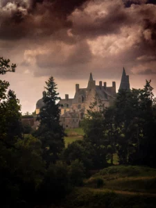Aperçu Châteaux Féeriques : Réimaginer le Patrimoine